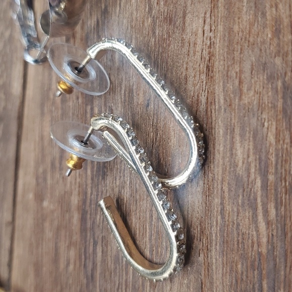 Trendy crystal earrings E935 - Picture 1 of 2